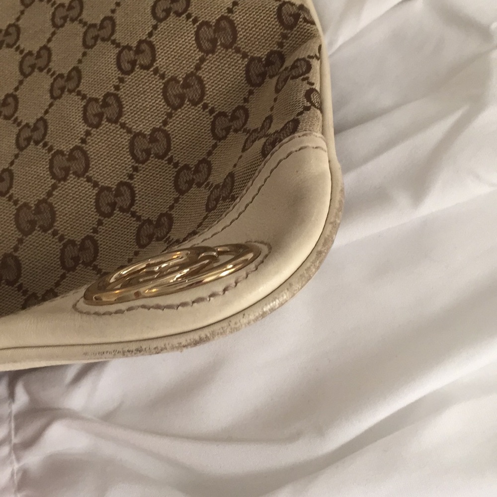 Gucci Logo Hobo - Picture 6 of 8